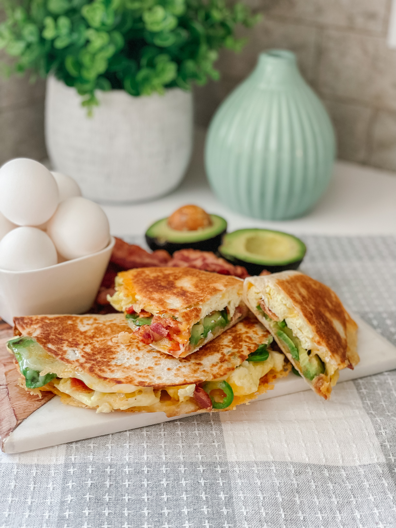 Healthy Bacon & Avocado Breakfast Quesadilla - Everyday A